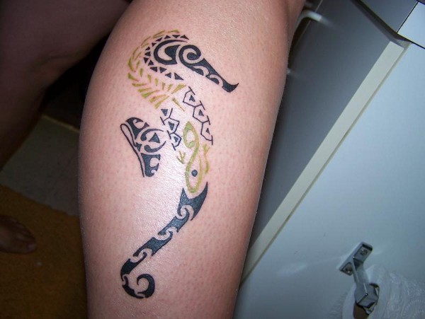 Anna - Polynesian seahorse tattoo