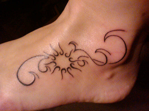 Carly - Sun waves tattoo