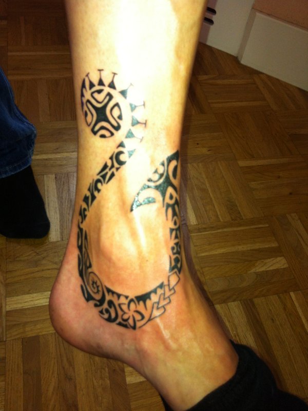 Christian - Matau tattoo