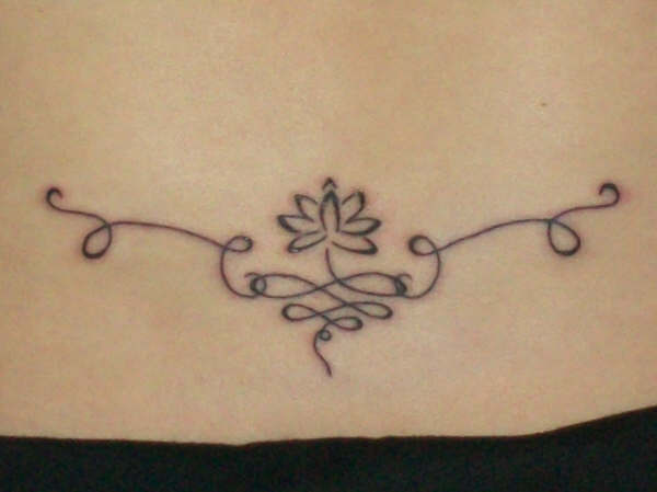 Christine - Swirly lotus tattoo