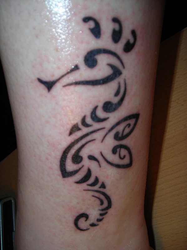 Fleana - Seahorse tattoo